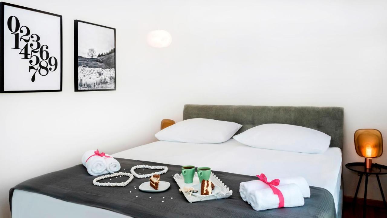 אומיס Rivus Apartments מראה חיצוני תמונה