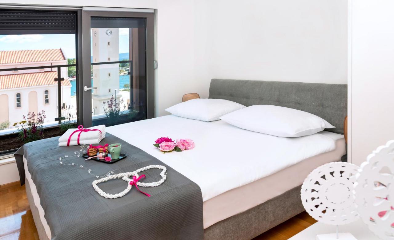 אומיס Rivus Apartments מראה חיצוני תמונה