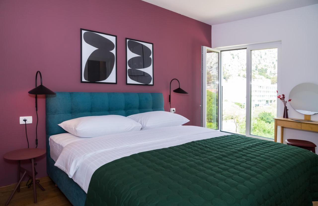 אומיס Rivus Apartments מראה חיצוני תמונה