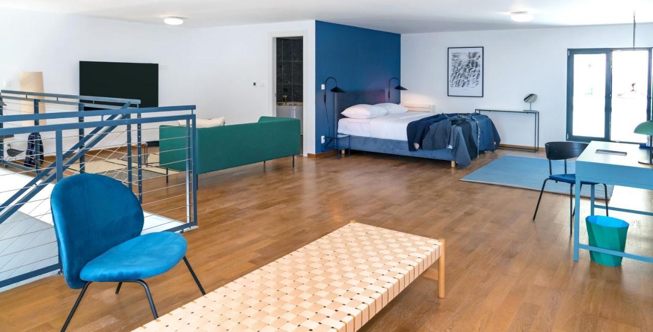 אומיס Rivus Apartments מראה חיצוני תמונה