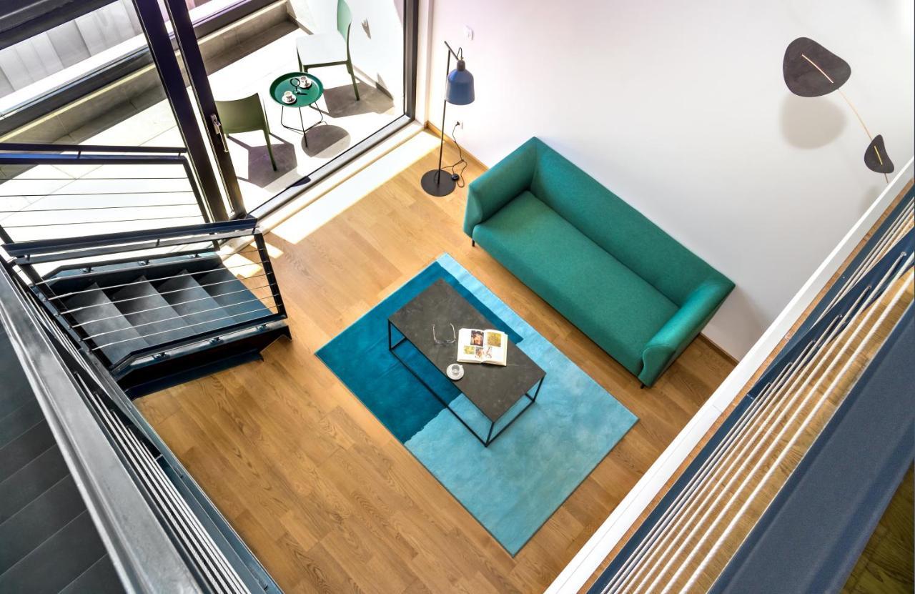 אומיס Rivus Apartments מראה חיצוני תמונה